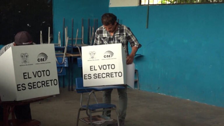 Daniel Noboa y Luisa González se disputarán la presidencia de Ecuador en una segunda vuelta electoral a celebrarse en abril