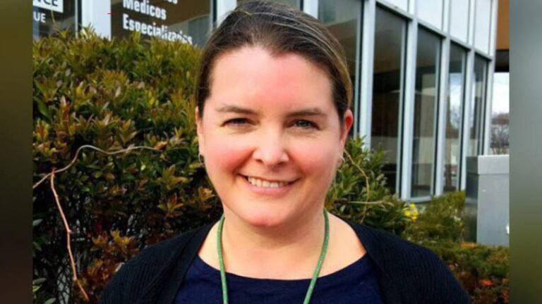 Un juez de Texas multa a una médica de Nueva York por brindar servicios de aborto a distancia al tiempo que la gobernadora Hochul rechaza una orden de extradición de Luisiana