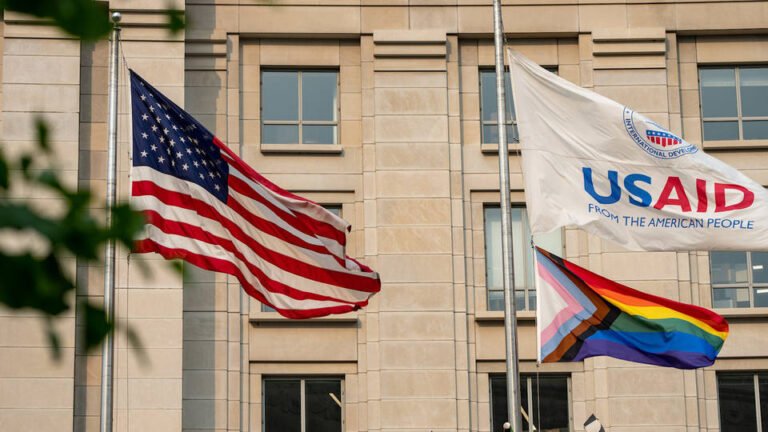 “Es hora de que muera”: Musk presiona a Trump para que cierre la Agencia de EE.UU. para el Desarrollo Internacional