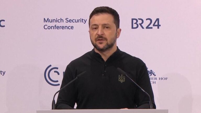 EE.UU. y Rusia mantendrán conversaciones sobre el fin de la guerra en Ucrania sin la participación de funcionarios ucranianos y europeos