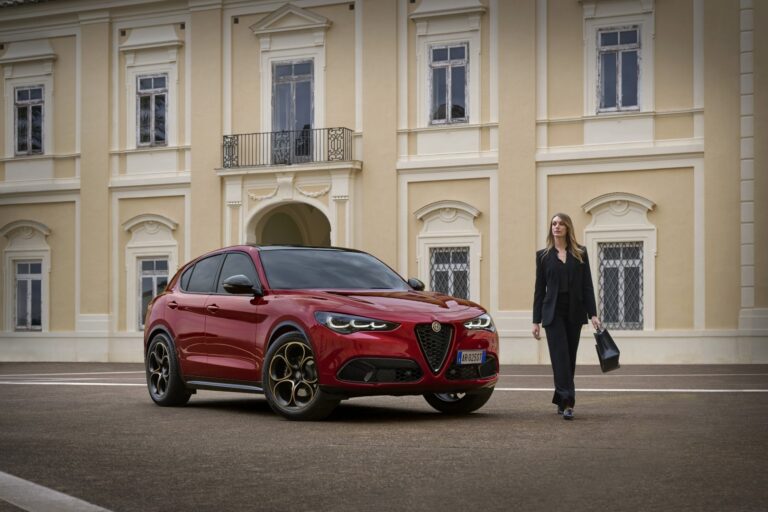 2025 Alfa Romeo Stelvio. Apuesto y dinámico pero anémico en tecnología y lujo.