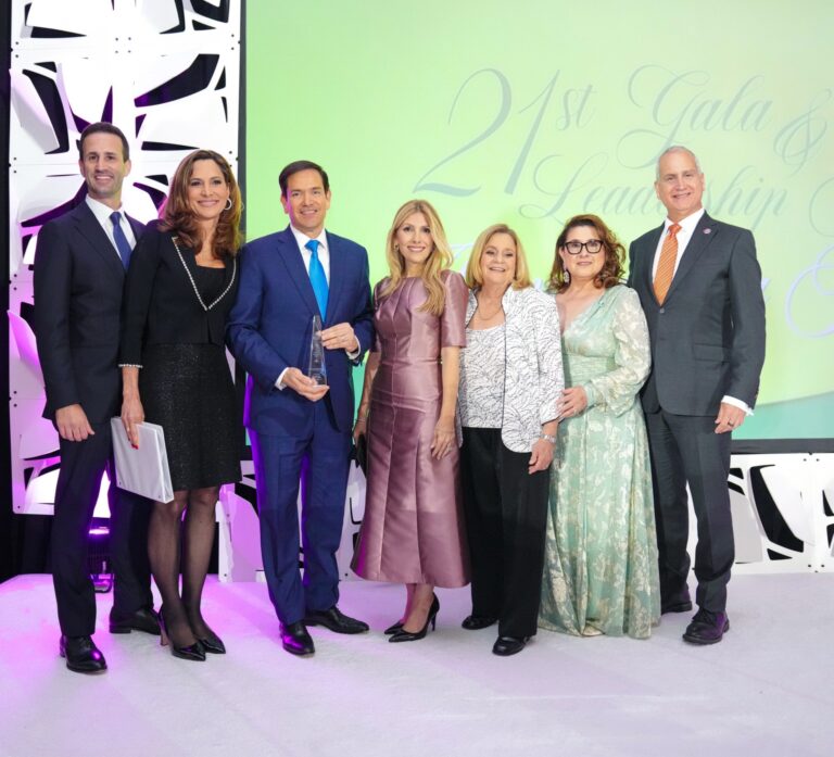 Líderes destacados homenajeados en la Gala Anual de CHLI en Washington