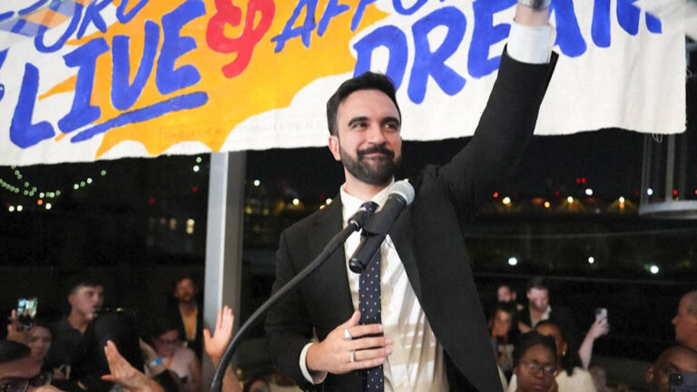 Zohran Mamdani se adjudica una victoria histórica tras derrotar a Andrew Cuomo en las elecciones primarias demócratas para la alcaldía de Nueva York