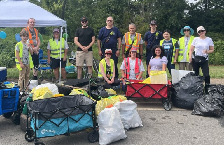 Comunidad se une por una ciudad limpia
