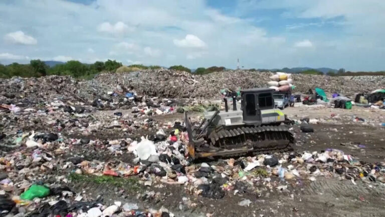 Un nuevo estudio revela que la contaminación por plásticos que azota el planeta es responsable de pérdidas económicas relacionadas con la salud, que ascienden a 1,5 billones de dólares anuales