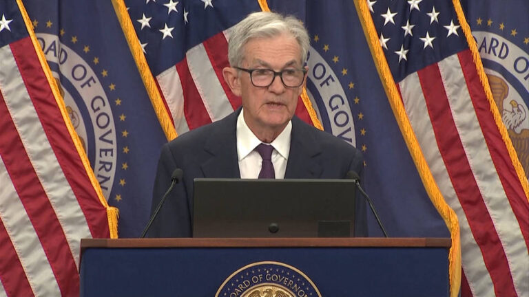 La Reserva Federal de EE.UU. vota por primera vez en este año a favor de reducir las tasas de interés
