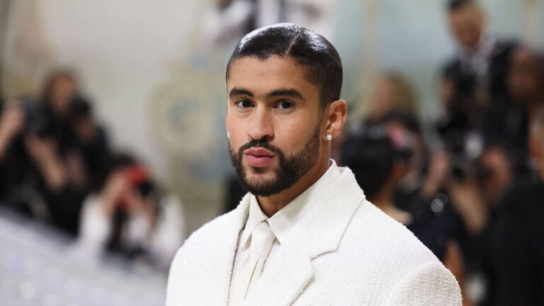 La Liga Nacional de Fútbol Americano anuncia que Bad Bunny será el protagonista del espectáculo de medio tiempo del Super Bowl de 2026