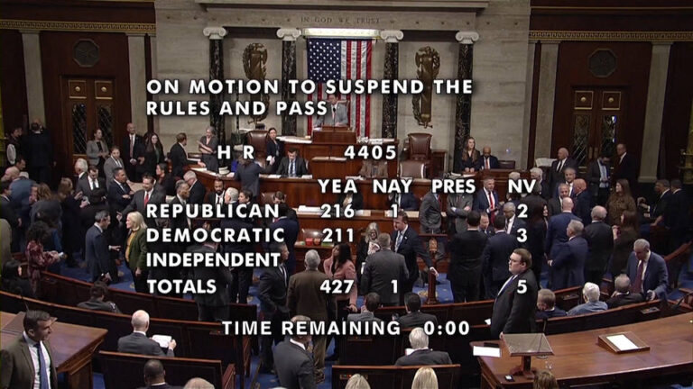 El Congreso de EE.UU. aprueba por abrumadora mayoría una legislación que ordena al Departamento de Justicia a publicar los archivos de Epstein