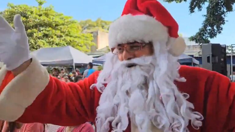 Santa Claus llegará este sábado cargado de juguetes al redondel Toledo de la Zacamil