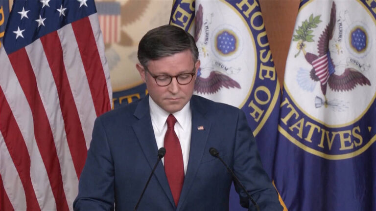 El presidente de la Cámara de Representantes de EE.UU. se niega a someter a votación la extensión de los subsidios para la atención sanitaria