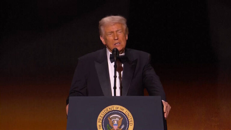 Trump oficia de anfitrión en los premios otorgados por el Centro Kennedy tras haber asumido el control de la institución