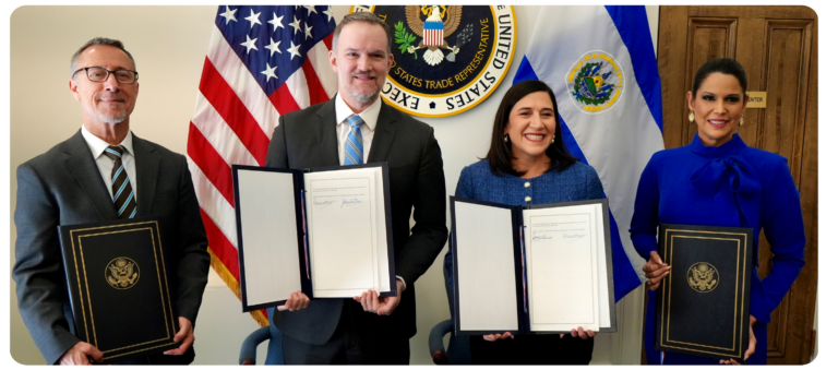 Estados Unidos y El Salvador firman acuerdo de comercio recíproco
