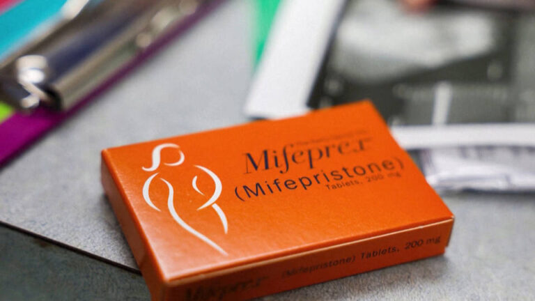 Luisiana pide la extradición de un médico de California por el envío de píldoras abortivas a ese estado