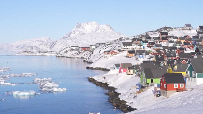 El secretario de Estado de EE.UU. les dice a los legisladores estadounidenses que Trump quiere comprar Groenlandia