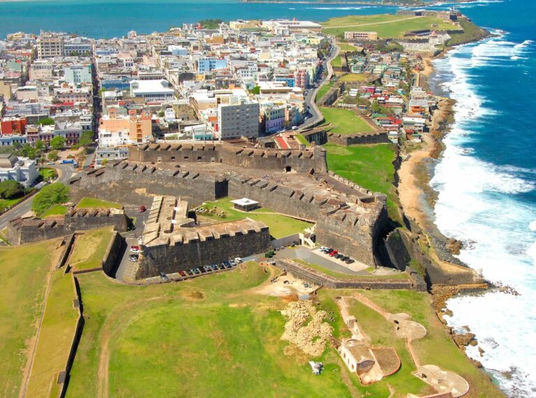 San Juan, Puerto Rico, castillos majestuosos