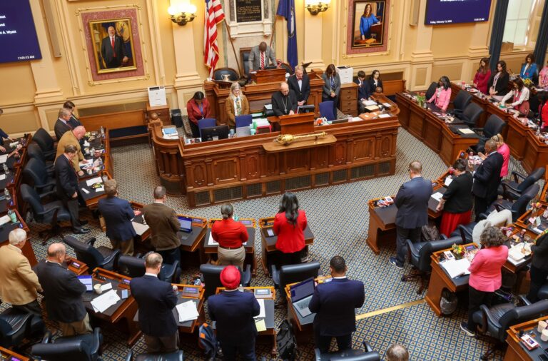 Cámara de delegados de Virginia, aprueba más de la mitad de las propuestas de Gobernadora