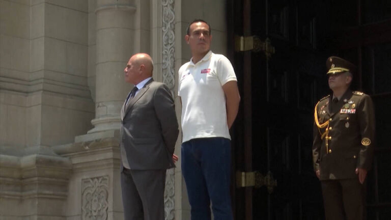 El Congreso de Perú destituye al presidente interino José Jerí