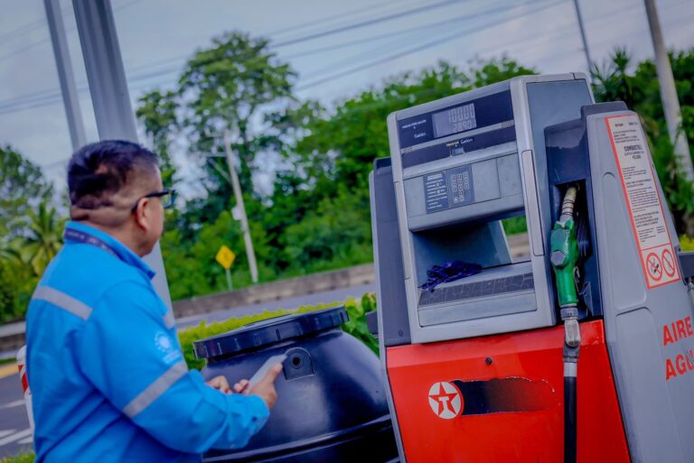 Combustibles sufren incremento de hasta $0.26 centavos por galón en El Salvador
