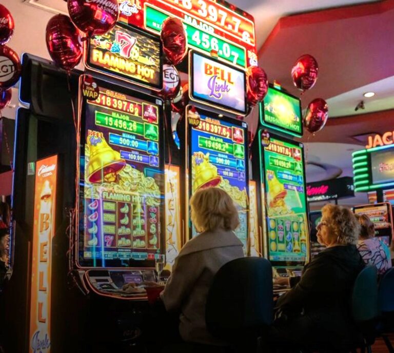 Gobernadora de Virginia rechaza máquinas de juego