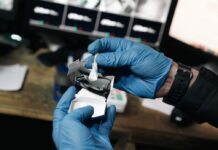 Registran bares y restaurantes de la Miramonte que son utilizados para comercializar droga