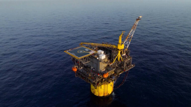 Chevron planea expandir sus operaciones de extracción de petróleo en Venezuela