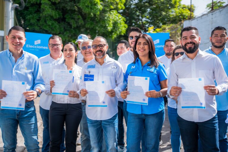 Ernesto Castro va por un nuevo periodo en Asamblea Legislativa
