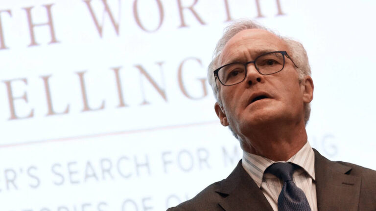 CBS News despide al veterano corresponsal del programa “60 minutos” Scott Pelley