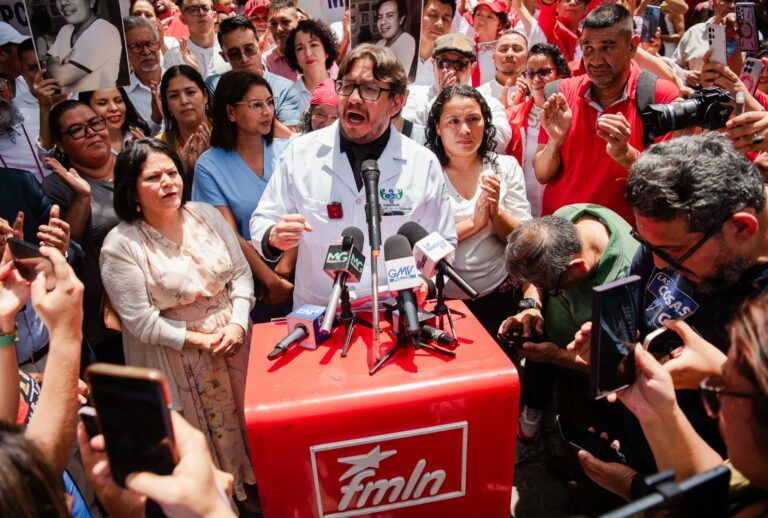 Rafael Aguirre afirma que tiene el apoyo del FMLN para la salida del poder de Nayib Bukele