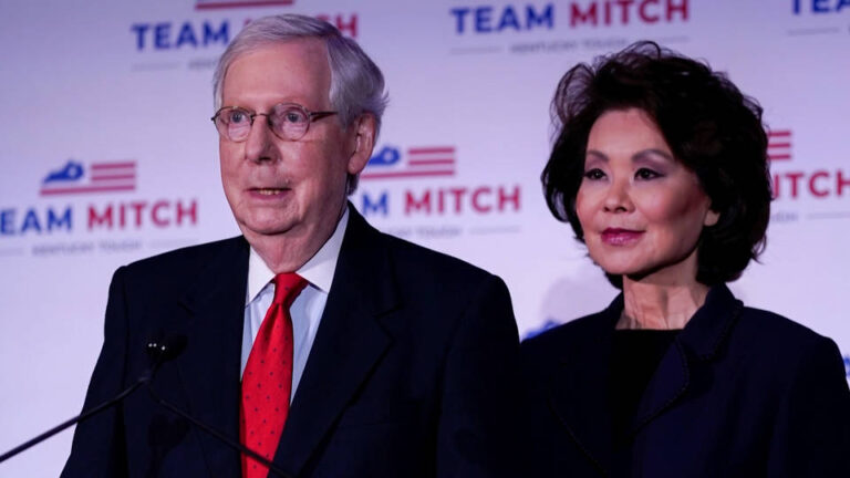 El senador Mitch McConnell “continúa su recuperación” semanas después de sufrir un aparente paro cardíaco