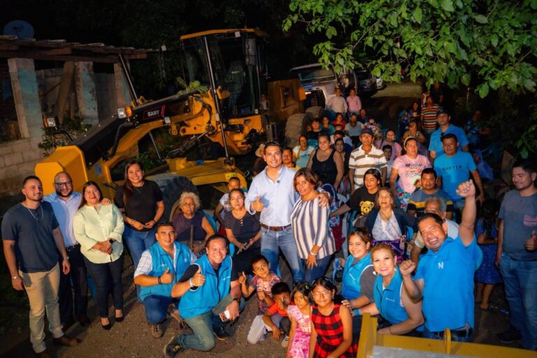 Manuel Engelhard rescata calles de Sonsonate Centro que fueron abandonadas por ARENA y FMLN
