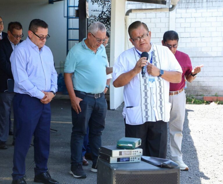 Oran por la recuperación de salud de Christian Ábrego