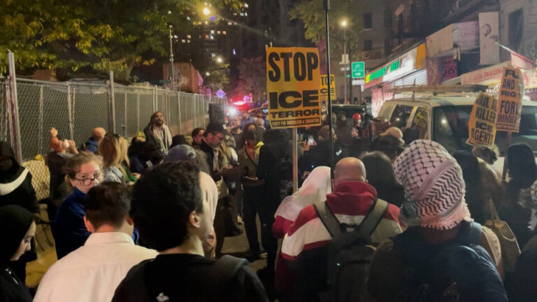 Estallan protestas en Nueva York tras un incidente en el que un agente del ICE hirió de bala a un hombre